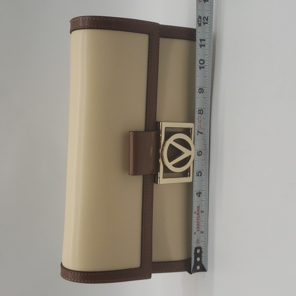 1395- Valentino by Mario Valentino Made In  Italy Genuine Italian Leather NWT - Picture 10 of 12